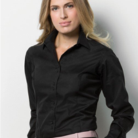 Damen Hemden zu bedrucken und besticken